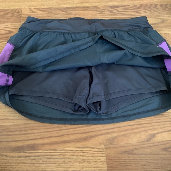 Champion workout Skort. Size L - Picture 3 of 6